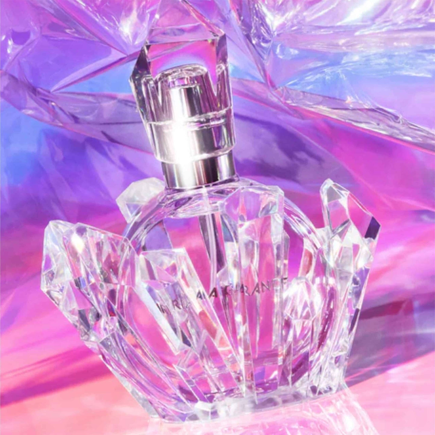 Promo 2 mujer Ariana Grande: 🎁Thank U Next 100 ML+ GRATIS: CLOUD 100 ML + GRATIS: REM 100 ML